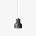 Suspension design en ciment style terrazzo coloré